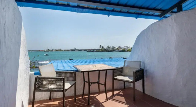 Полулюкс Blu Galapagos Sustainable Waterfront Lodge
