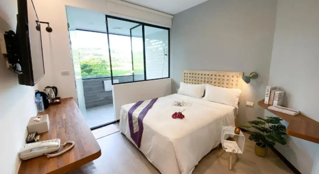 Двухместный номер Standard с видом на горы Kenting Sunhow Inn
