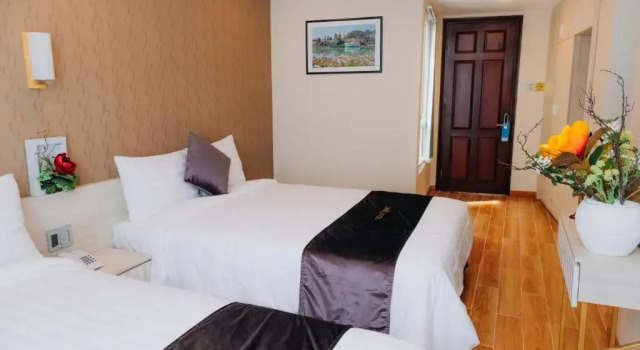 Семейный номер Deluxe Silent Night Dem Lanh Hotel
