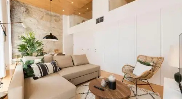 Bmyguest - Downtown Mezzanine Apartment, Забронировать Апартаменты/квартира Порту Регион Порту, рядом с Театр Coliseu do Porto
