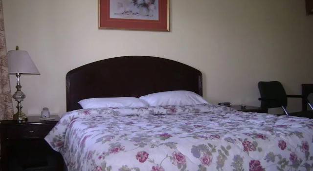 Двухместный номер Standard с балконом Orangeville Motel