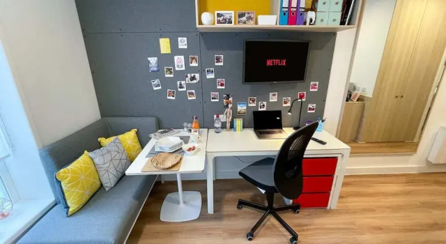 Студия Student Only Riverside House