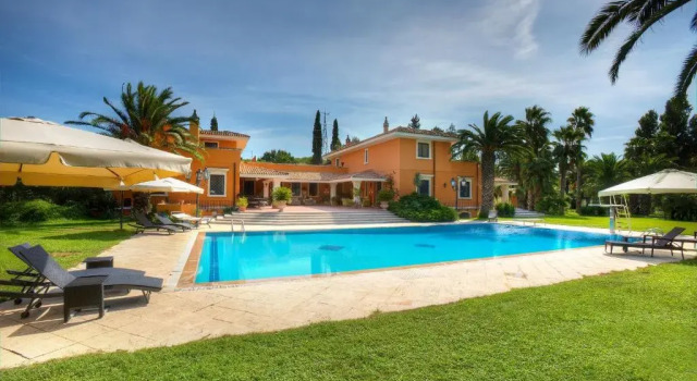 Вилла Superior Villa piscina, calcio, tennis, beach-volley m990