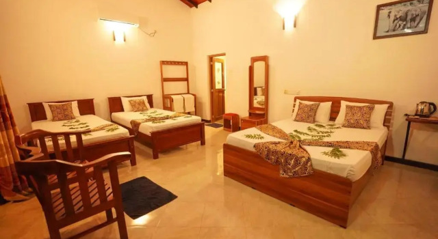 Трёхместный номер Deluxe с балконом и с красивым видом из окна Vaana Resort