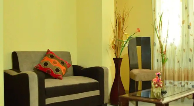 Четырёхместный номер Standard с балконом Rosenverg B&B Tours