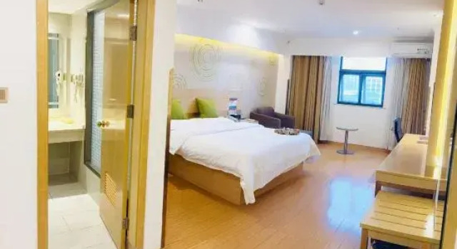 Люкс Business GreenTree Inn (Cangzhou Chunyu Automobile City Shop)