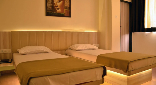 Hotel Alka Residency