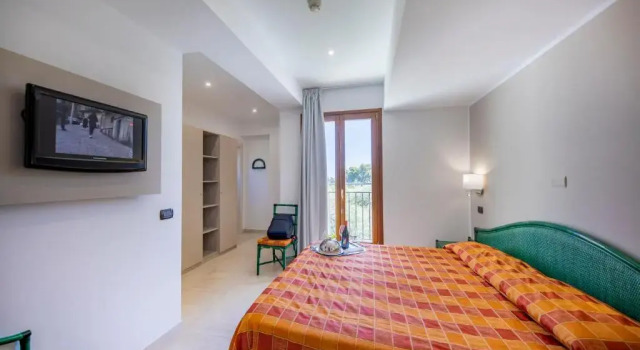 Семейный номер Standard Hotel Baia Del Capitano