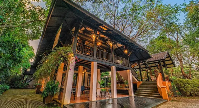 Вилла Baan Suan Residence เฮือนพักบ้านสวน