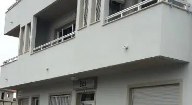 Apartamentos EOS