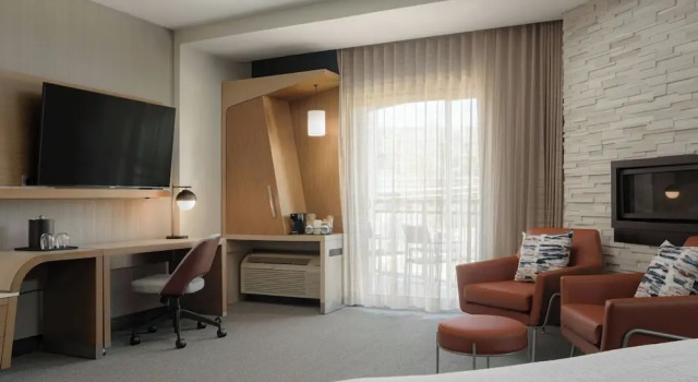 Двухместный номер Standard Courtyard by Marriott Gatlinburg Downtown
