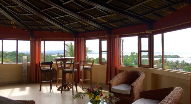 Бунгало Deluxe Oasis Lodge