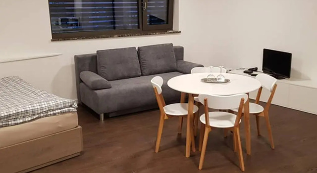 Suite with back garden, Boek Hotel Hotels in Karlsbad met parkeren, Parkeren