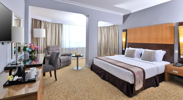 Люкс Grand с балконом Tolip El Galaa Hotel Cairo