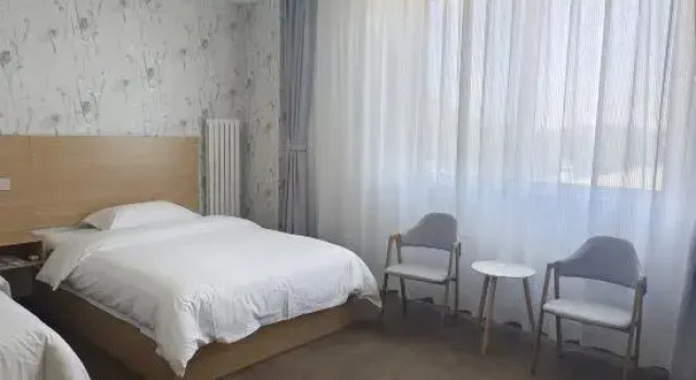 Люкс Deluxe Yinchuan Shiyuan Ruihe Hotel (Swan Lake Town)