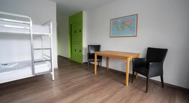 Четырёхместный номер Economy Nyon Hostel