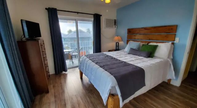 Апартаменты Knights Key Suites