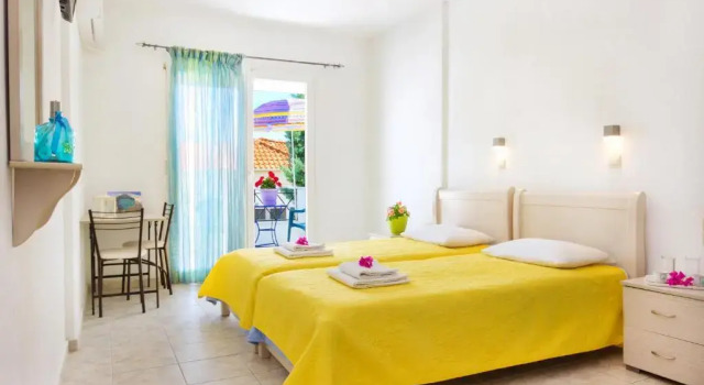 RG Studios Thassos #1, Book Condo Hotel Chrisi Akti 