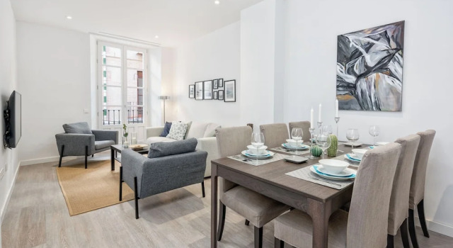 Апартаменты Comfort Merced Suites in Malaga by Solaga Holiday Homes