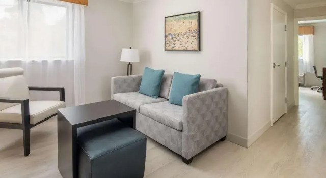 Люкс Best Western Plus All Suites Inn