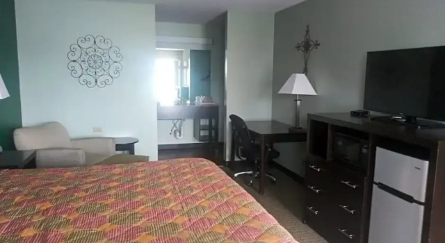 Standard Zimmer Hearthstone Inn