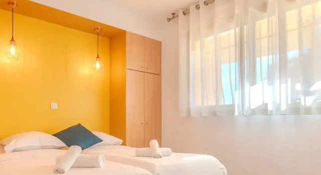Апартаменты Les 15 Pins & La Mer -  Riviera Escape Apartments with Pool & Garden