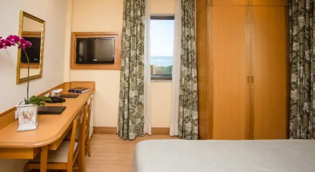 Двухместный номер Standard с красивым видом из окна Windsor Martinique Copacabana