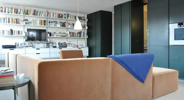 Stylish and Spacious 1 Bedroom Fitzrovia Apartment, Забронировать Апартаменты/квартира Апартаменты Лондона, рядом с Музей артефактов Wellcome Collection, Апартаменты/квартира