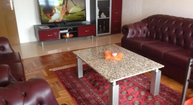 Апартаменты с 3 комнатами с балконом и с видом на море Villa La Domazet
