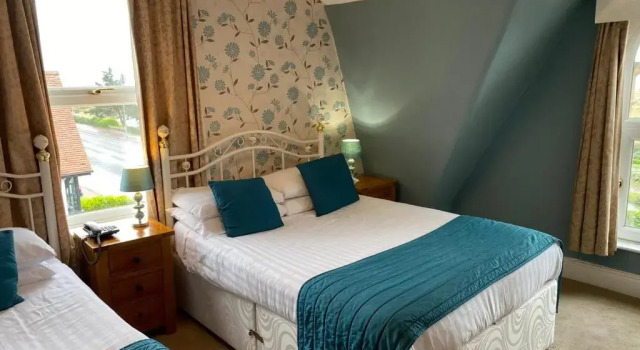 Семейный номер Standard с видом на море Furzedown Hotel