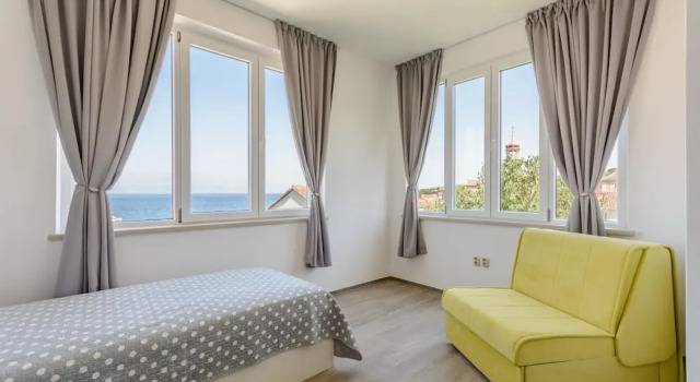 Apartment Marcela - Deluxe Two Bedroom Apartment With Terrace and Sea View