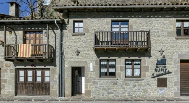 Casa L'art, Réserver Maison de vacances Villas à Osona, Villa