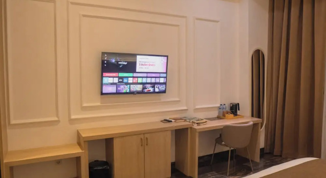 Номер Superior Fahira Hotel Syariah Padang