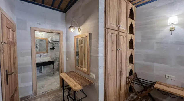 Трёхместный номер Superior Cave Hotel Saksagan