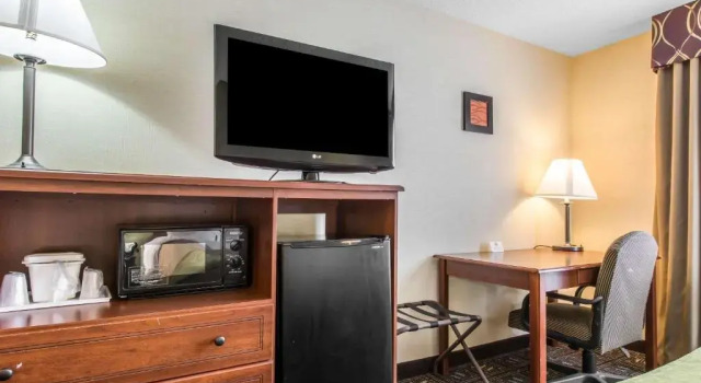 Номер Standard Comfort Inn Weirton - Steubenville