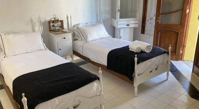 Posada Los Angelos, Rezerwuj Hotel Hotele w Ramallo z parkingiem, Parking