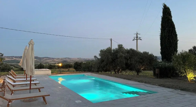Relais Casale Corvo, Réserver Hôtel Guglionesi Molise
