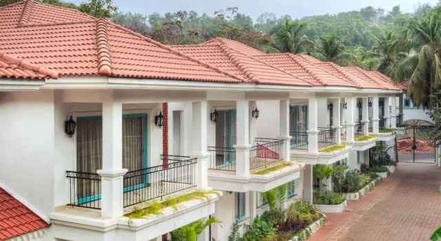 3bhk Villa w Private Pool Assagao Villa C Leste, Rezerwuj Willa Hotele w North Goa z parkingiem, Parking