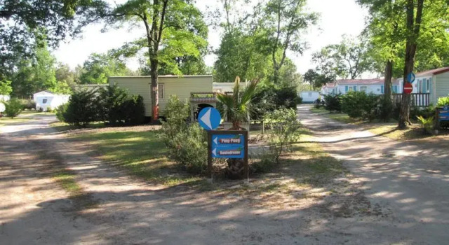 Camping Lou Payou, Rezervasyon Kamp Alanı Lesperon Landes