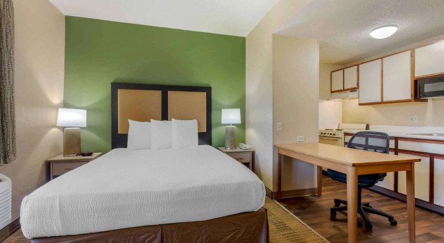 Люкс Extended Stay America Select Suites - Dallas - Las Colinas - Meadow Creek Dr