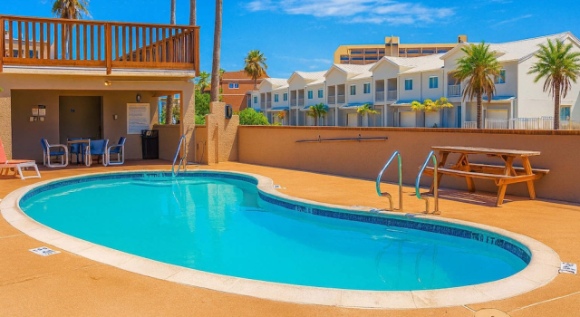 Short Walk to Beach - Pool - 1st Floor, Buchen Sie Ferienwohnung Padre Island USA