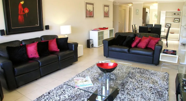 Lagoons Estate, 5 Lamandra Crescent,