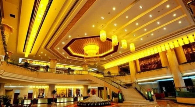 Changzhi Dongming International Hotel, Rezerwuj Hotel Hotele w Changzhi z parkingiem, Parking