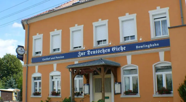 Zur deutschen Eiche, Rezervasyon Otel Grossschoenau Zittau Mountains