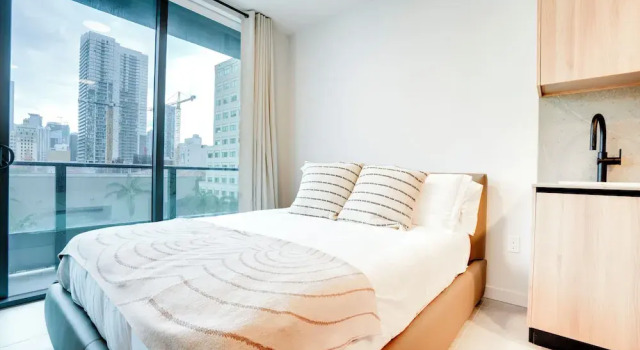 Люкс Luxury The Downtown Escape Suites