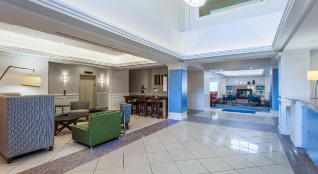 Holiday Inn Express Hauppauge-Long Island, Boek Hotel Hauppauge 