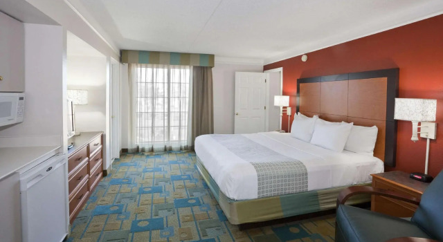 Двухместный номер Deluxe La Quinta Inn by Wyndham Phoenix Sky Harbor Airport