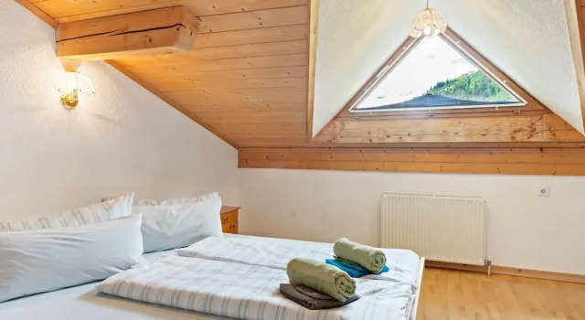 Simplistic Apartment in Fließ near Gachenblick Mountain, Rezerwuj Apartament Fließ Tyrol