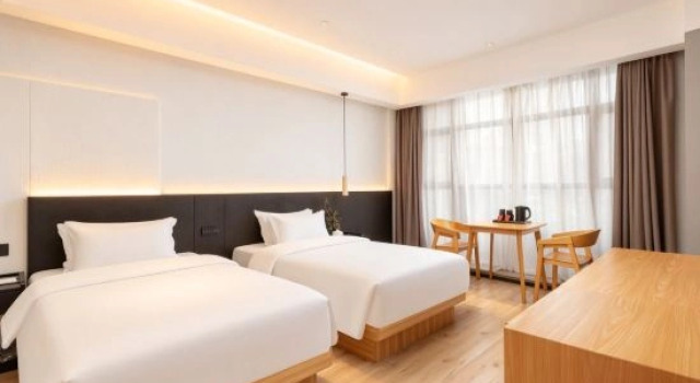 Люкс Deluxe Nanchang Xiangtuyue Hotel (Tengwang Pavilion, Yangming Park Metro Station)
