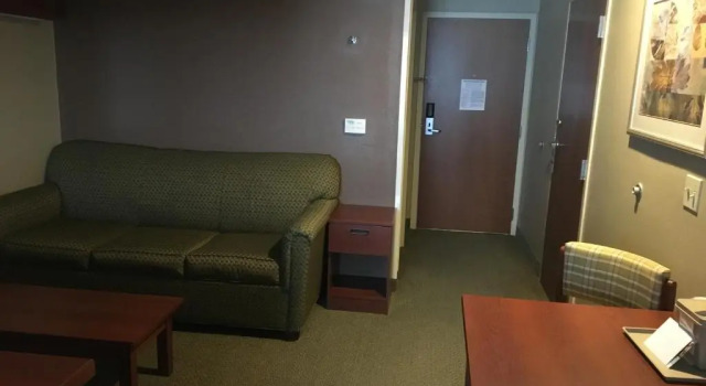 Люкс Microtel Inn & Suites by Wyndham Dover New Hampshire